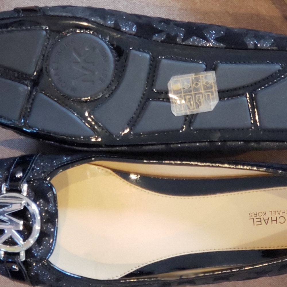 Michael Kors flat shoes - Picture 3 of 5